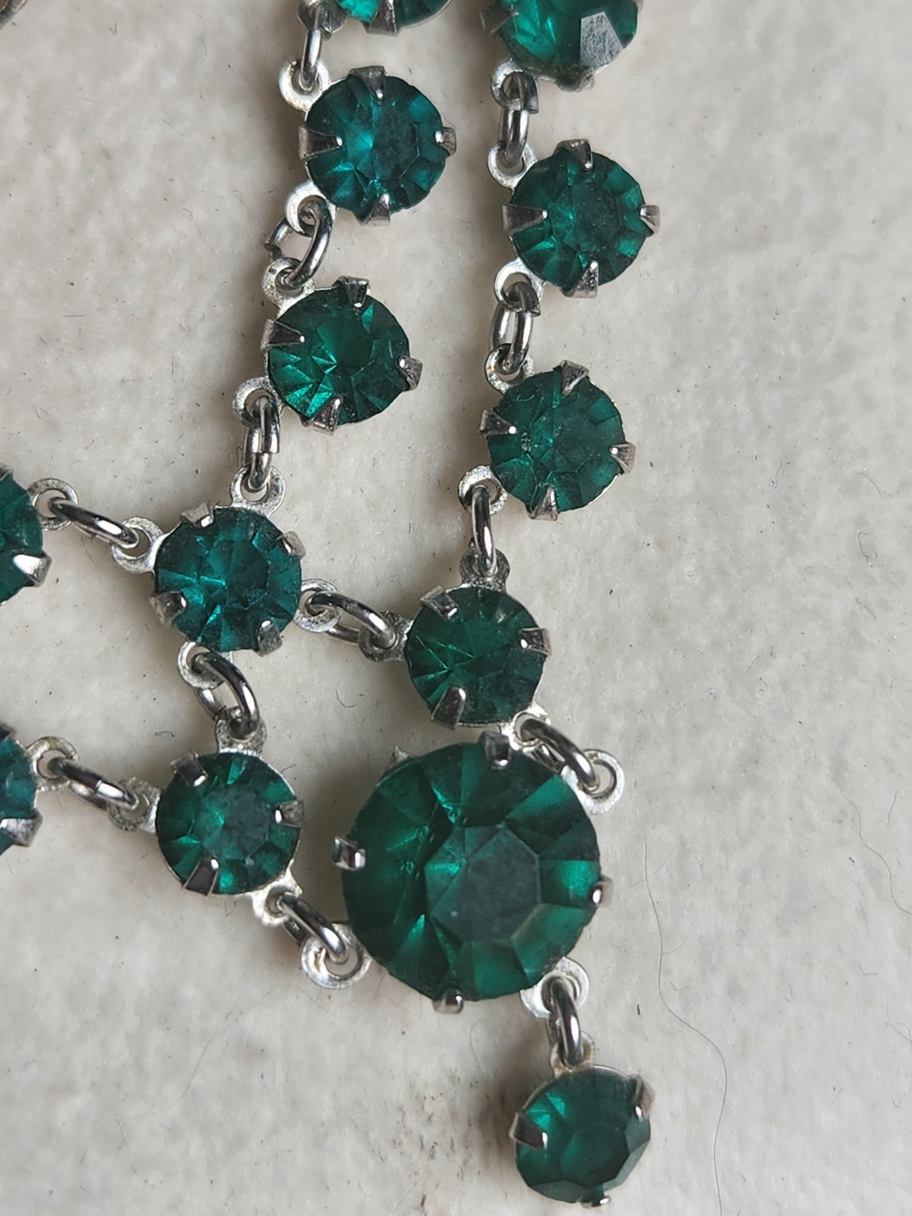 VTG Silver & Emerald Green Rhinestone Bib Necklace Coquette Layering Boho - Picture 4 of 10